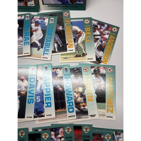 Lot of 50 1992 Fleer Baseball Cards - KC Royals & Baltimore Orioles - Picture 5 of 13